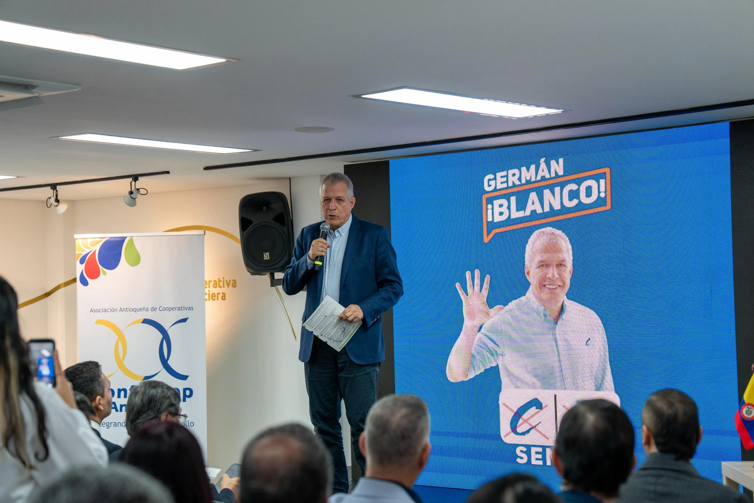 Germán Blanco en comisión